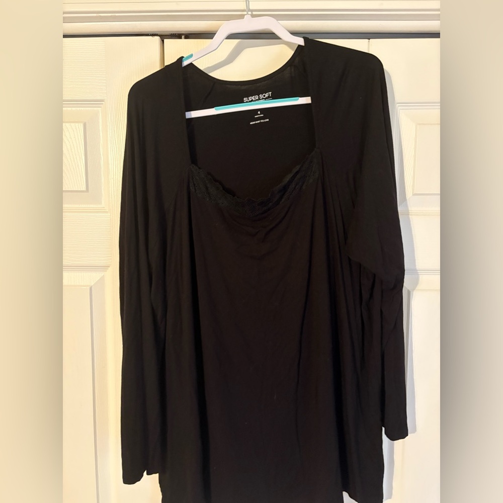 Torrid Black Super Soft Women's Square top